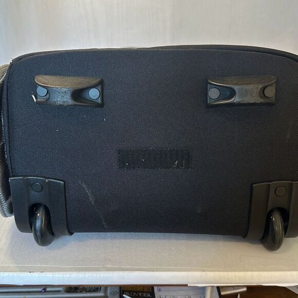 Ogio Commuter Pull Through Rolling duffle Suitcase Travel Luggage Duffel Bag - Picture 12 of 12